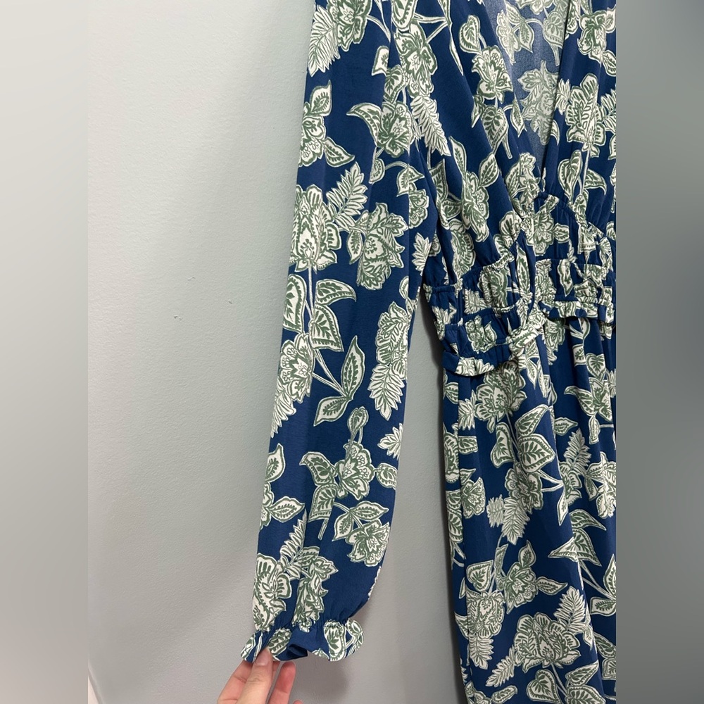 Monteau Los Angeles Blue Floral Print Dress - Picture 4 of 10